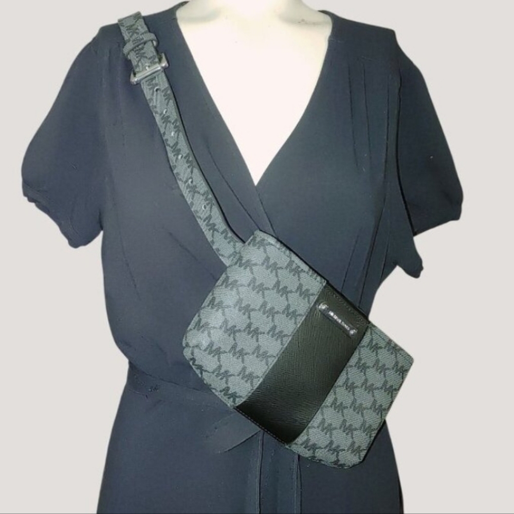 Belt Bag L XL Michael Kors Signature Logo Crossbody Adjustable Strap Black Grey - Picture 2 of 4